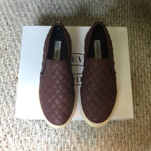 Steve Madden “Ecentrq” Slip on Sneakers
